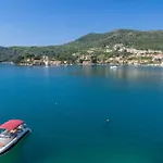 Seagull - Waterfont With Sunbeds! Unique *