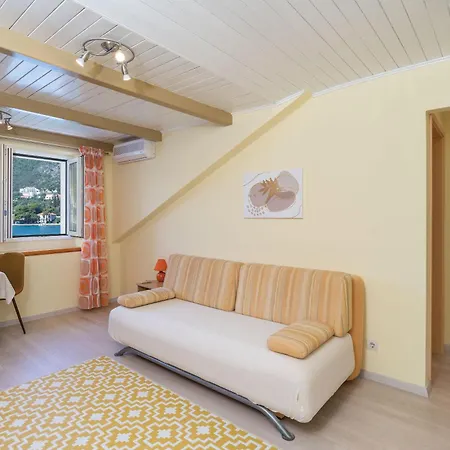 Seagull - Waterfont With Sunbeds! Unique Διαμέρισμα *