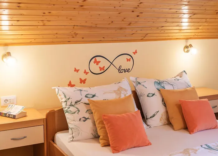 Seagull - Waterfont With Sunbeds! Unique * Zaton (Dubrovnik-Neretva)