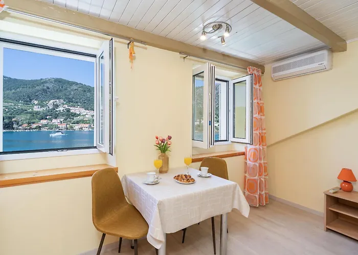 Seagull - Waterfont With Sunbeds! Unique Apartamento Zaton (Dubrovnik-Neretva)