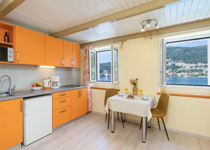 Seagull - Waterfont With Sunbeds! Unique Apartamento