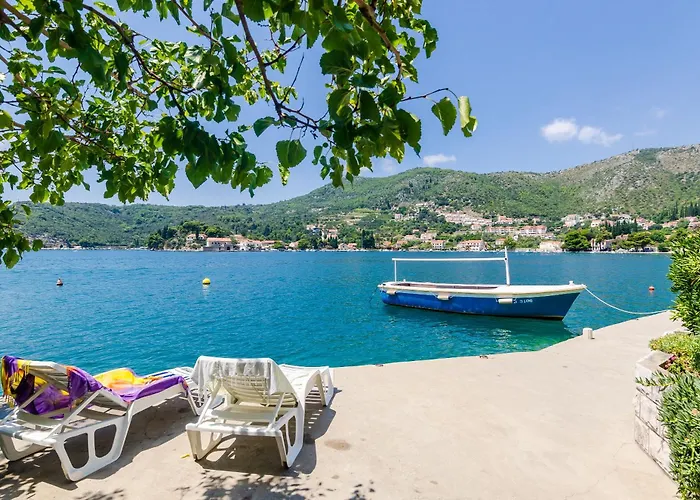 Seagull - Waterfont With Sunbeds! Unique